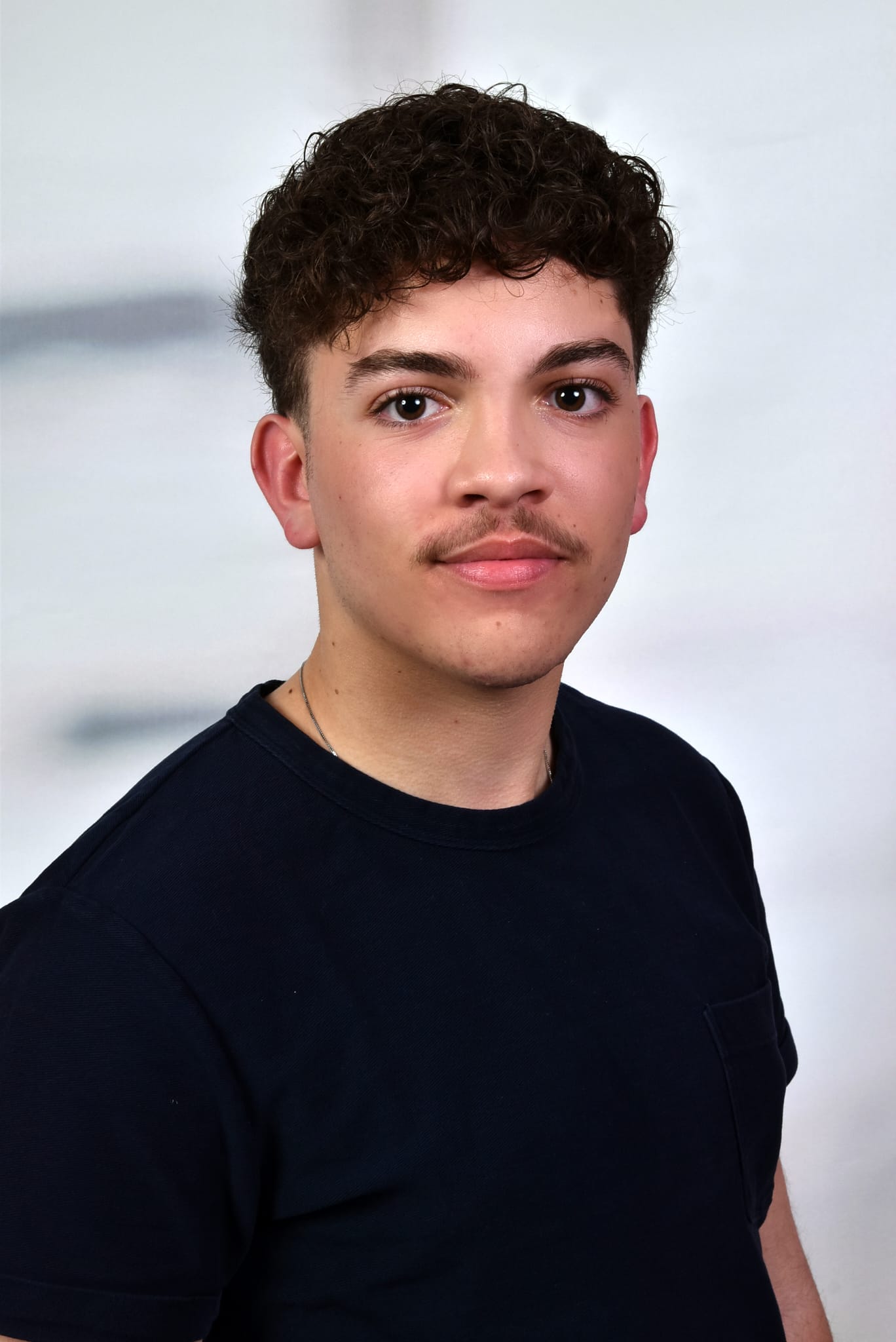 Halbkörper, leichtes Profil, professionell, Variante 2